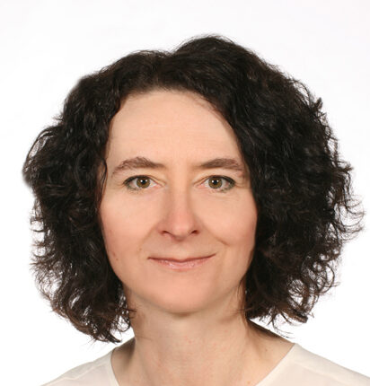  Mira CZARNECKA, PhD